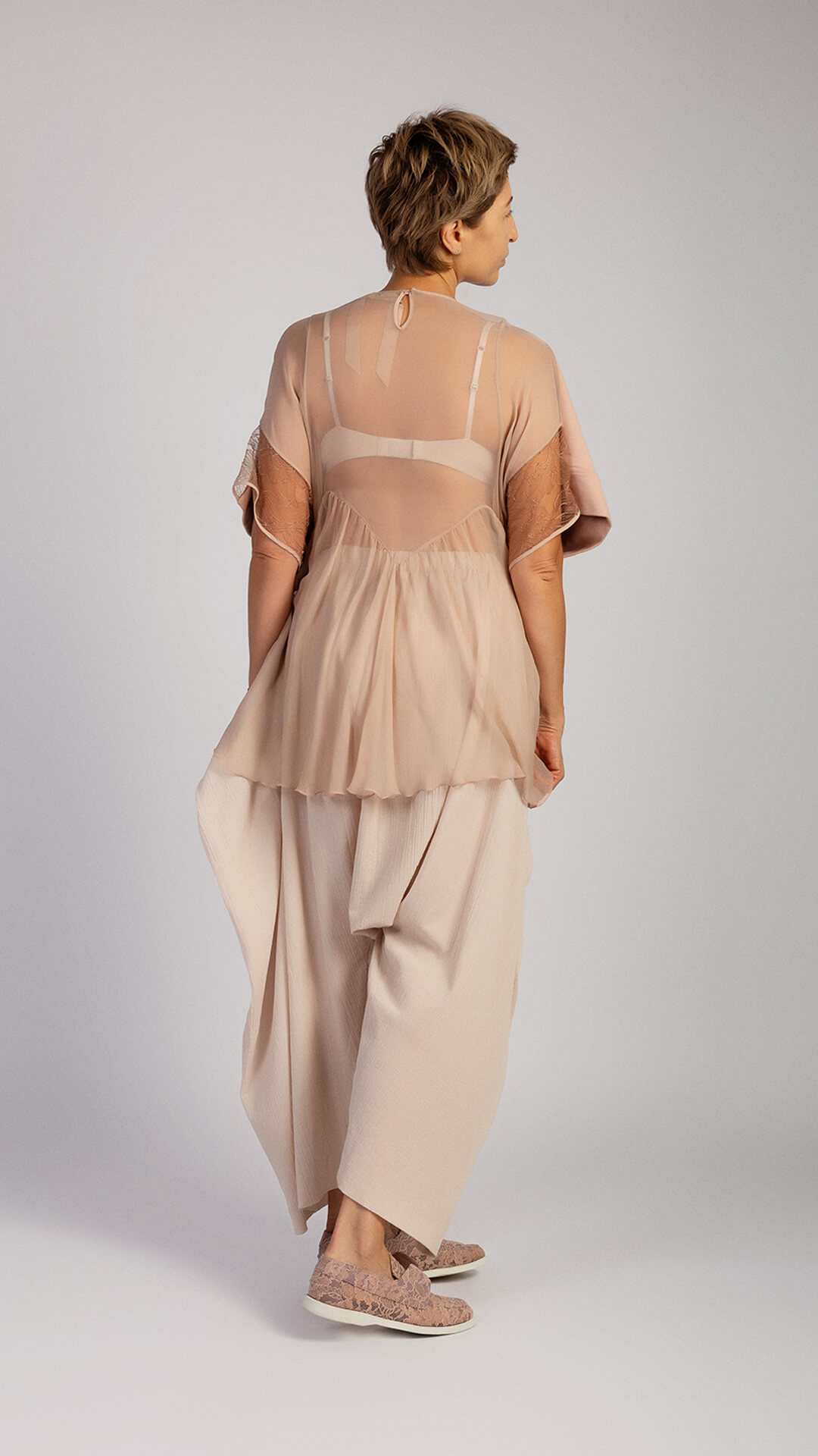 Толстовка N°21