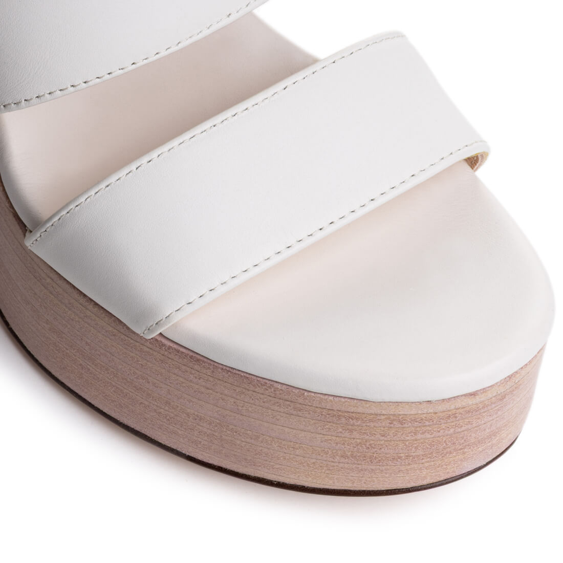 Босоножки AGL