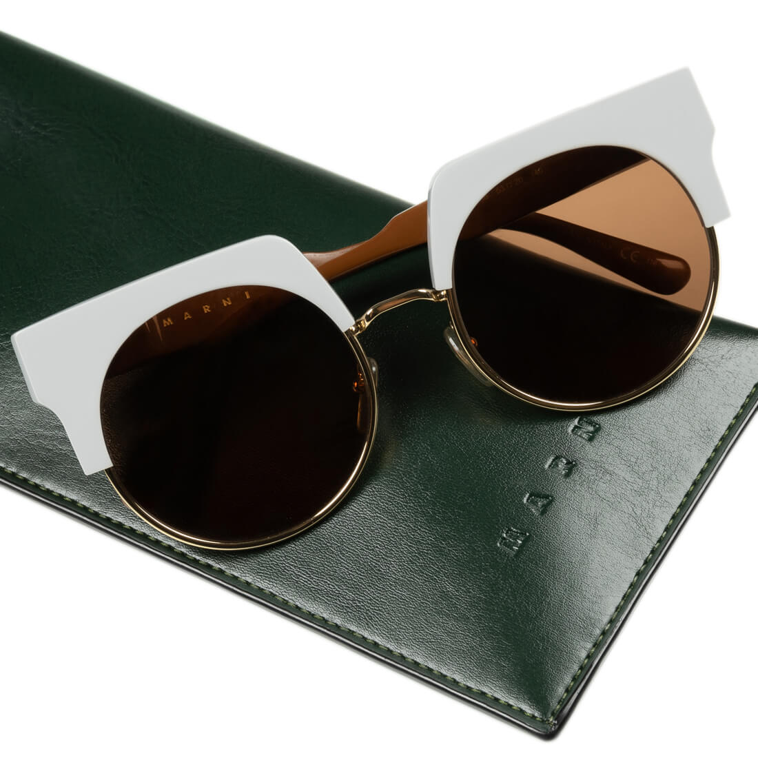 Солнцезащитные очки Marni