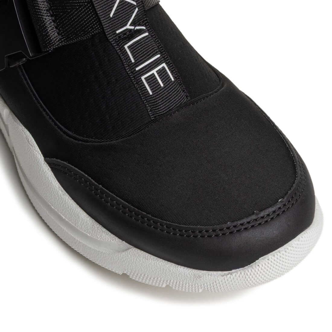 Кроссовки Kendall and Kylie