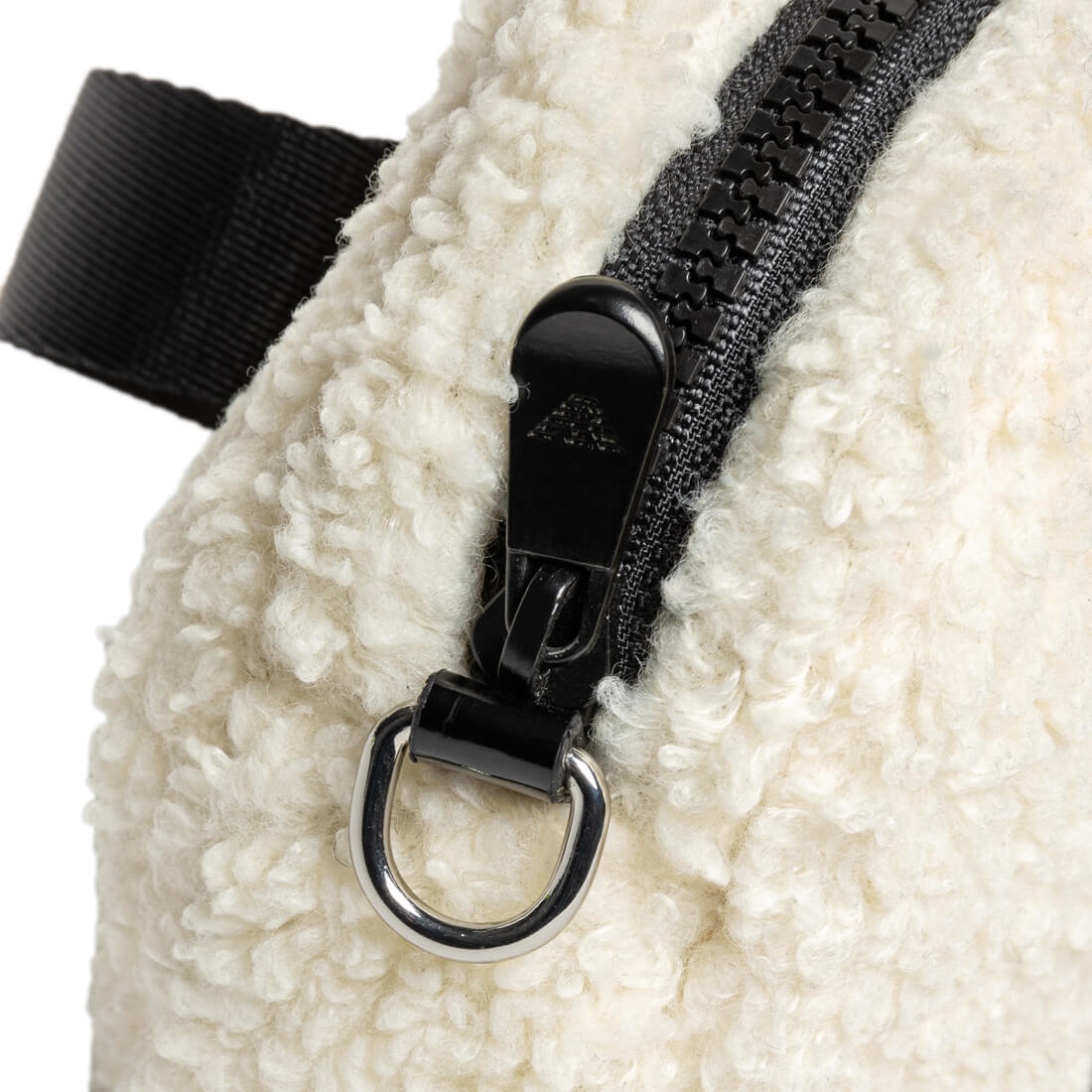 Сумка Emporio Armani